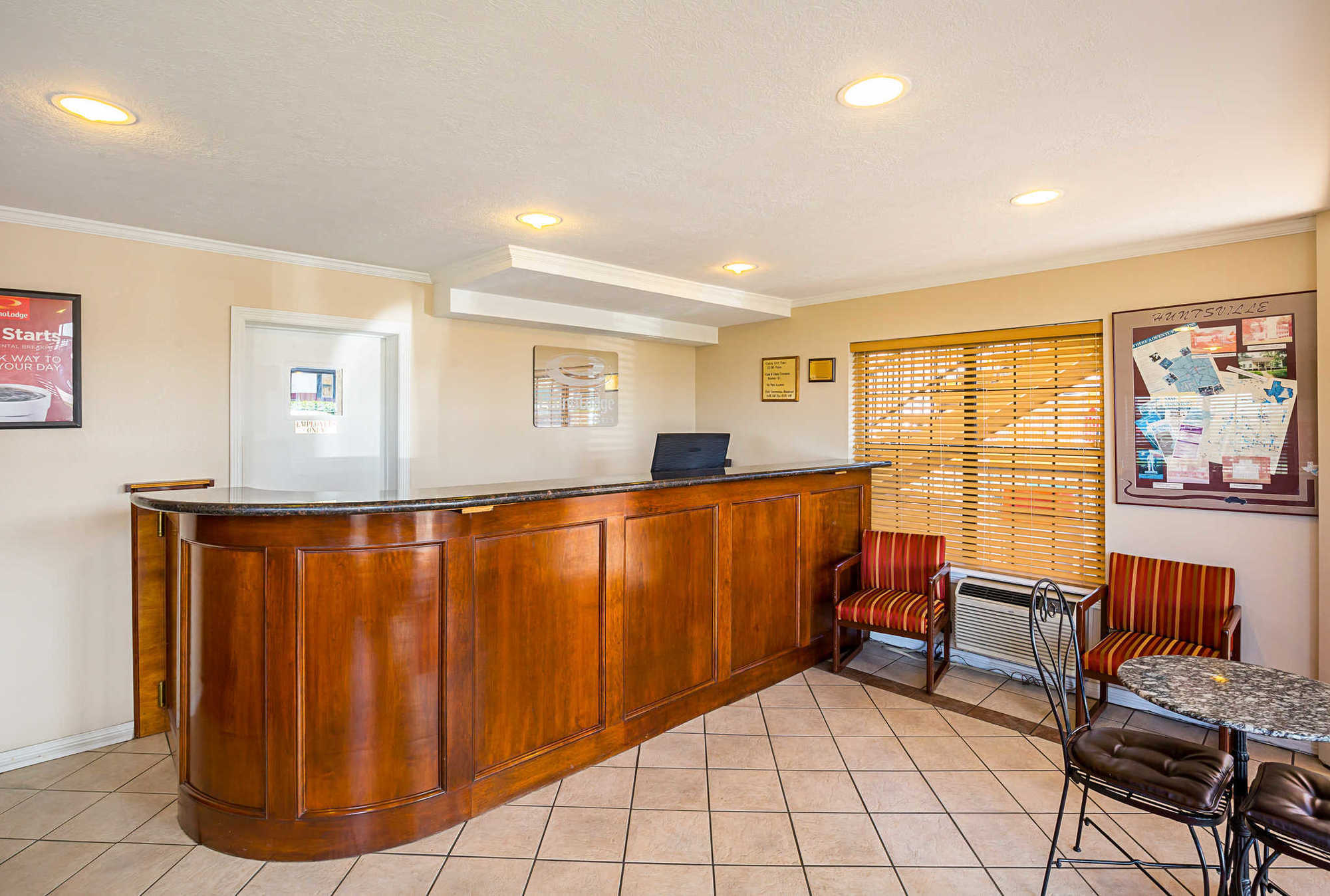 Econo Lodge Huntsville- University Area インテリア 写真