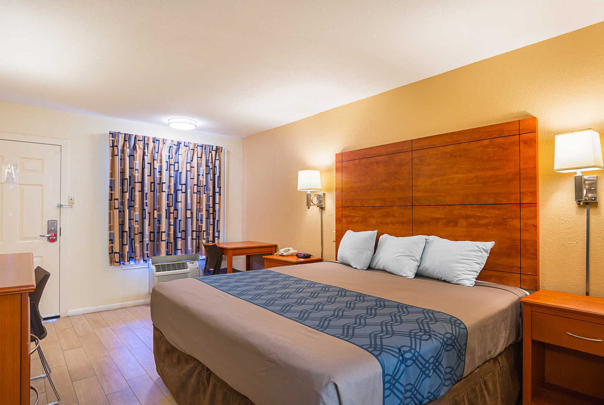 Econo Lodge Huntsville- University Area 部屋 写真